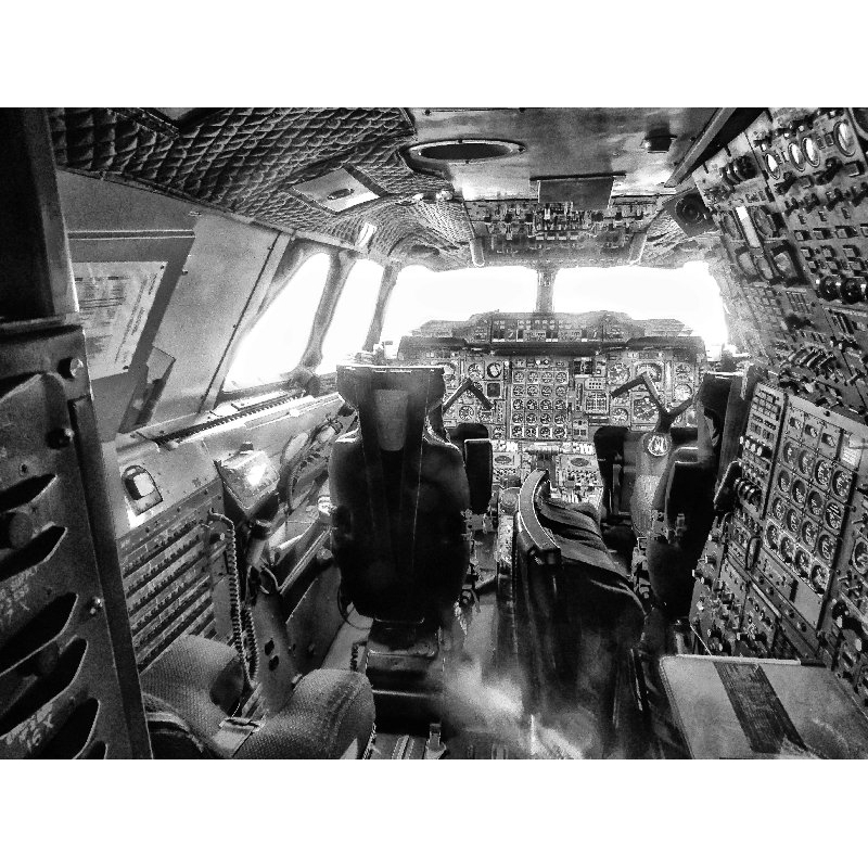 A Concorde and a Tupolev TU-144 in a day, pretty cool. However I realized that I'm more of a Tupolev than a Concord guy when it comes to supersonic flights, Russian seats are wider :-) http://www.b2s.pm/1MMIXO