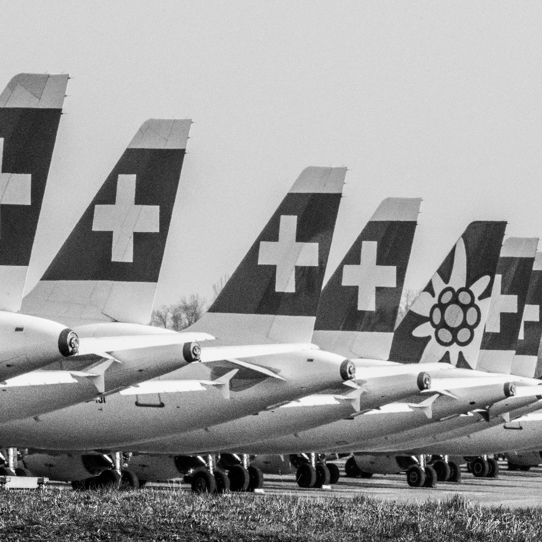 The Corona grounding of 19 Swiss and Edelweiss planes on their hopefully temporary parking on Dübendorf Airfield.