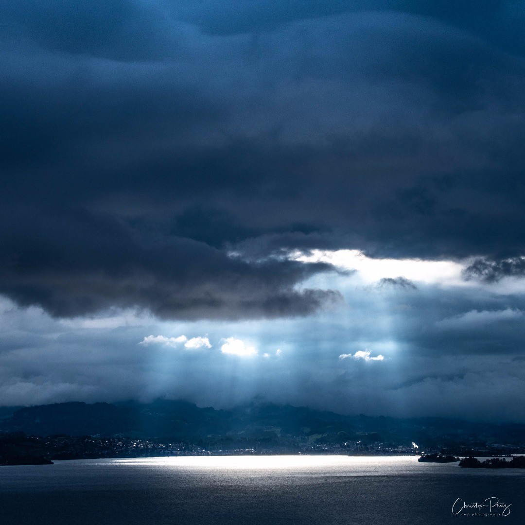 We live a little outside of Zurich and one of my before Corona time goals was already to show the beauty of the landscape over here. Now that we should not go too far away from home let's have a series of pictures from our balcony. .
.
.