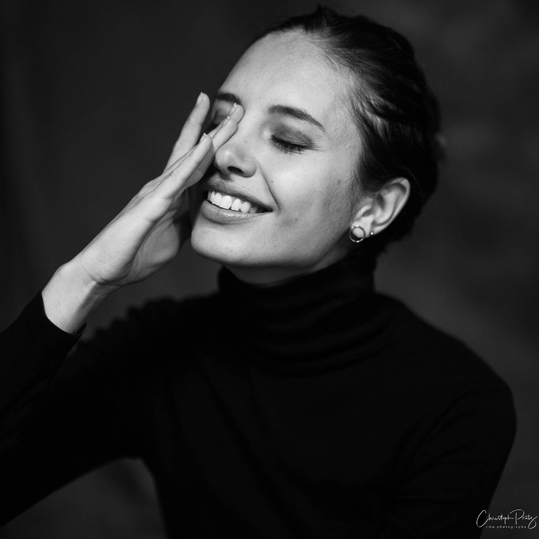 After the emotionally stressful last two and a half years and the long processing time, I am now slowly starting to process my shootings from the collection for my own portfolio. Today pictures of the shooting with thr wonderful Katja Freeman.
.
.