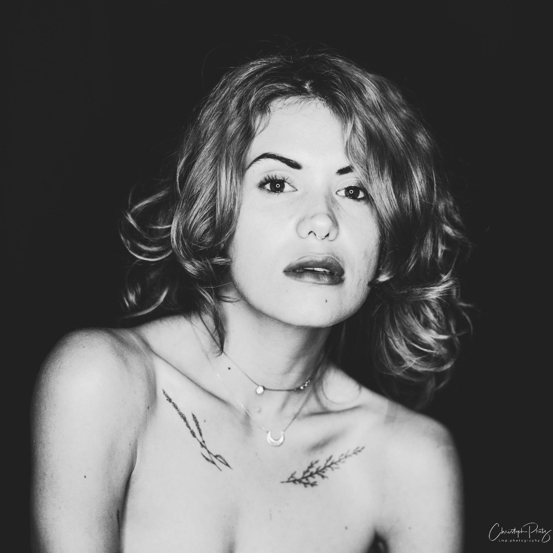 From a shooting with the wonderful Anna We had good fun and I think the results speak for temselves.
.
.
