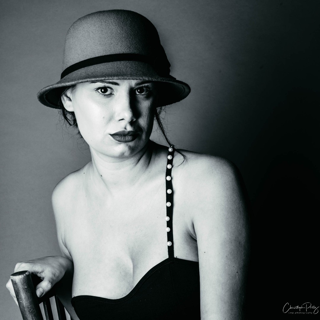 Time goes bye so quickly and I almost forgot to post some first shots from a recent shooting with Kessy Cassidy.