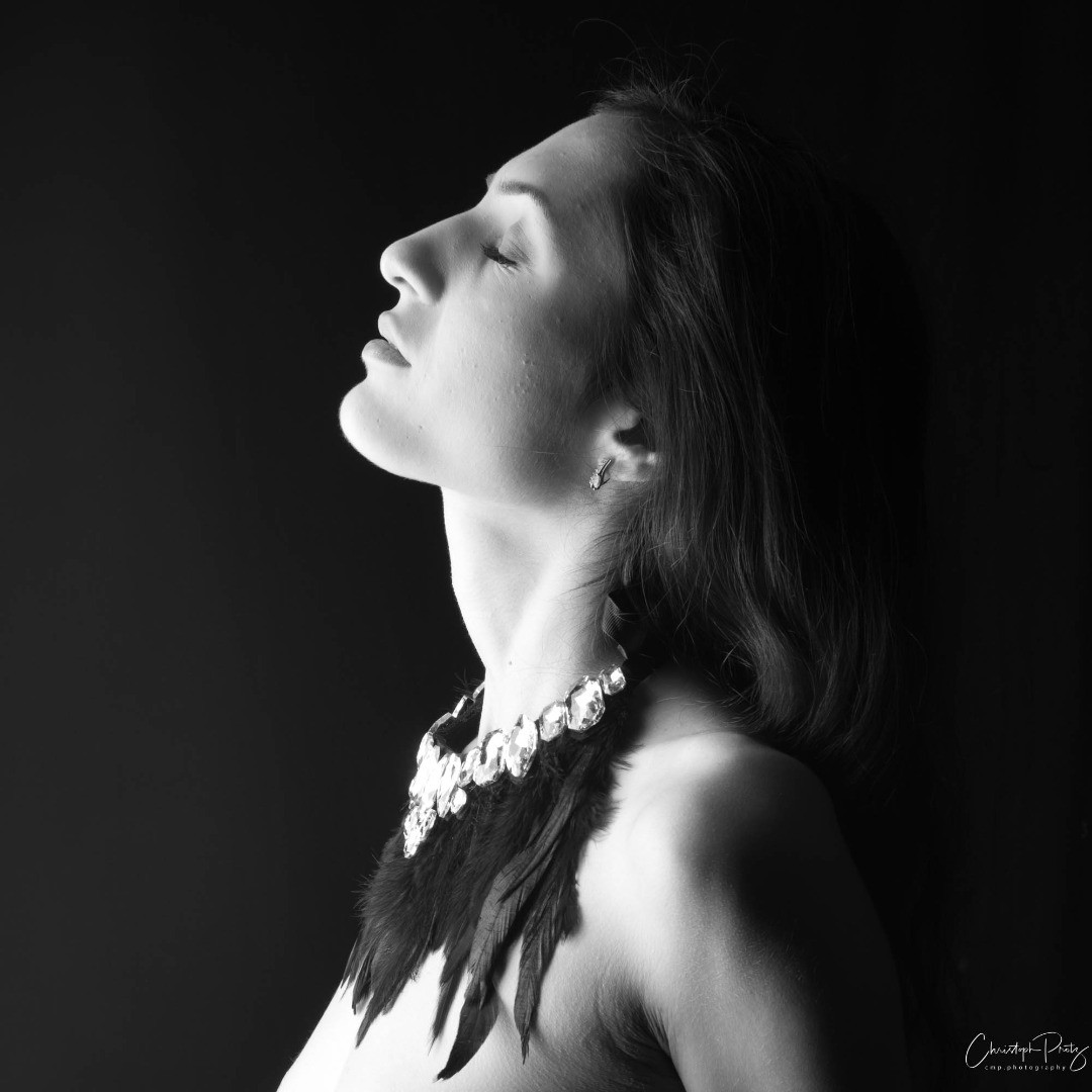 Having more time at the end of the year I am now slowly starting to process my shootings from the collections for my own portfolio. Today pictures of the shooting with the wonderful Karina @ohhhkerry
.
.